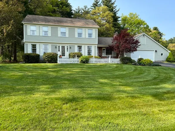 74 Sanford St, East Longmeadow, MA 01028