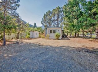 76284 Garden Rd, Oakridge, OR 97463