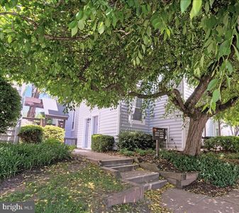 10096 Oakton Terrace Rd #10096, Oakton, VA, 22124