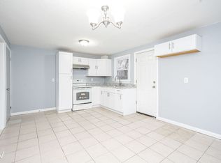 77 Chester St, Springfield, MA 01105