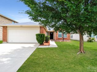 9129 Old Clydesdale Dr, Fort Worth, TX 76123