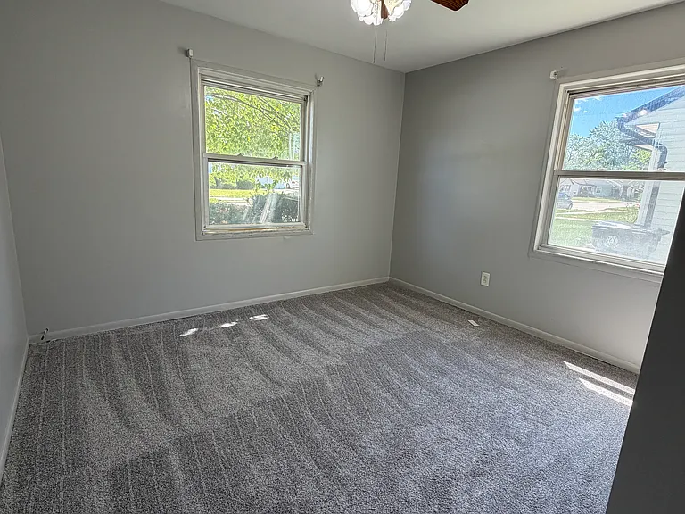 27241 Woodmont St — Photo 7