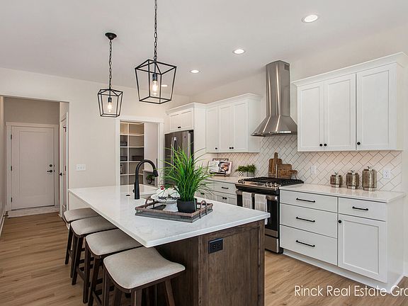 4th image of 2968 Osprey Dr Unit 18