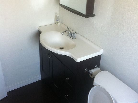 5th image of 1207 E Myrtle St