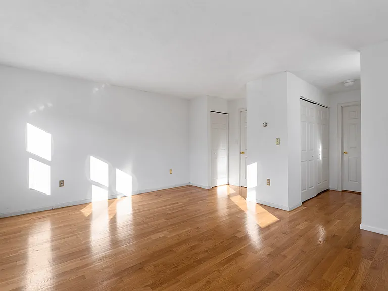 22 Mount B1 Vernon — Photo 5