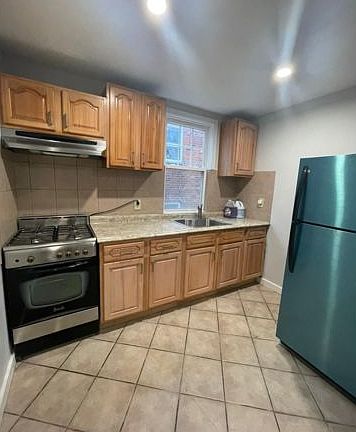 2nd image of 53-40 72nd Pl