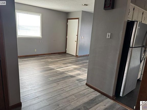 4th image of 1406 Valleywood Dr