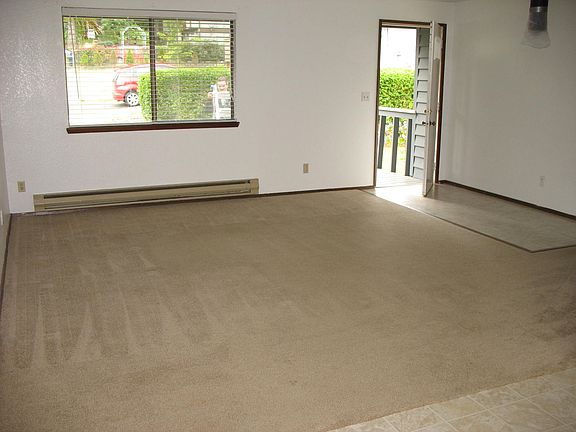3rd image of 7175 E Crestwood Ct