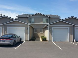 2432 SW 23rd St, Redmond, OR 97756