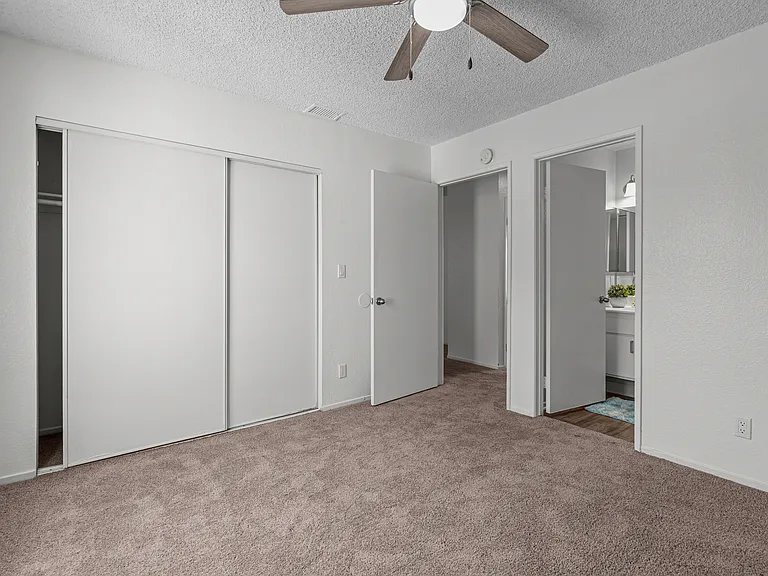 Highland Meadows — Photo 47