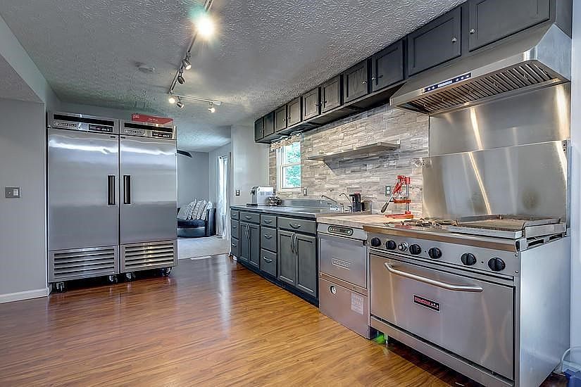 1st image of 2883 Waxen Ct