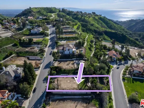 16780 Monte Hermoso Dr, Pacific Palisades, CA 90272
