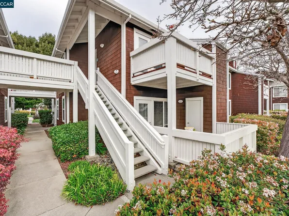 161 Marina Lakes Dr, Richmond, CA 94804
