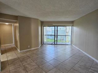 2000 N Congress Ave APT 209, West Palm Beach, FL 33401