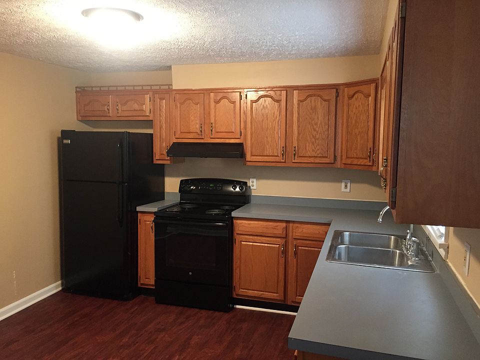 1st image of 7800 Columbine Dr