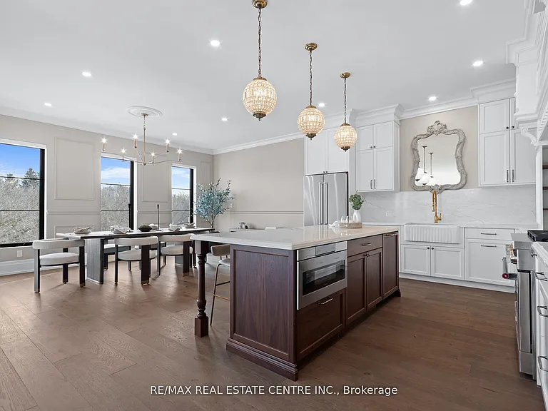 37 Armstrong St #3 — Photo 34