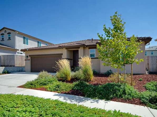 2021 Rosewood Dr, Hollister, CA 95023