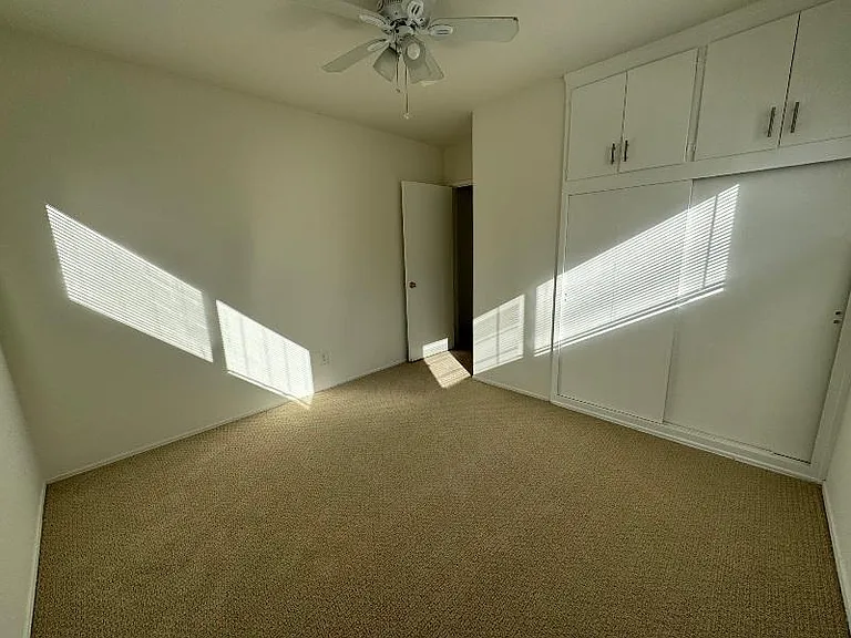 612 Hermosa Ave #A — Photo 10
