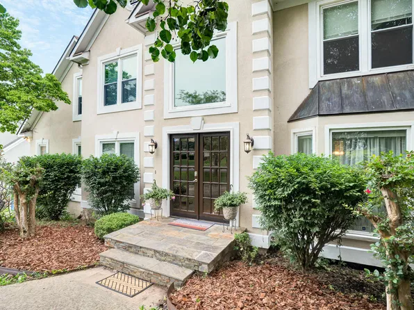 506 Turtle Xing, Ooltewah, TN 37363