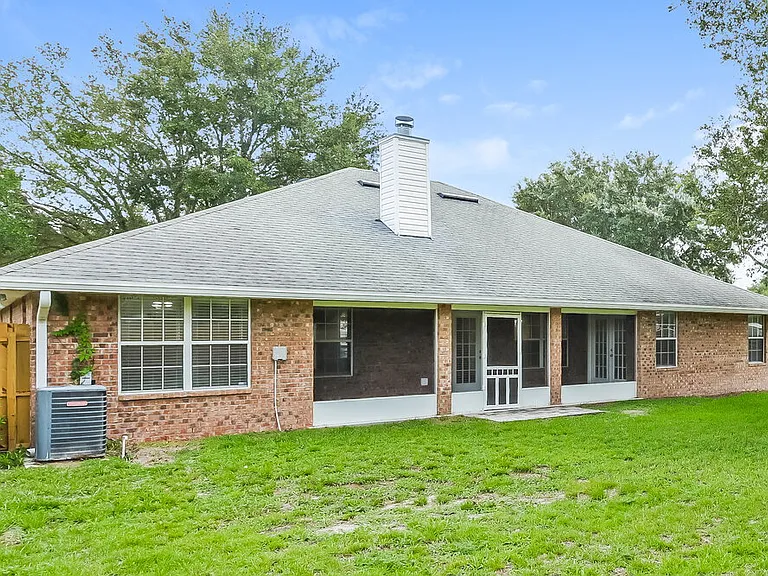 3209 Silverado Cir — Photo 15