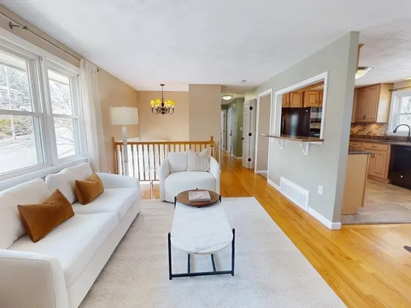 47 Perley Ave, Peabody, MA 01960