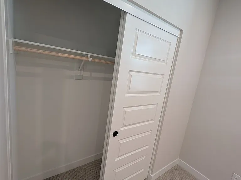 1202 W Cara Dr — Photo 16