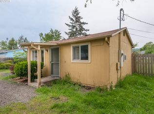 885 26th St, Springfield, OR 97477