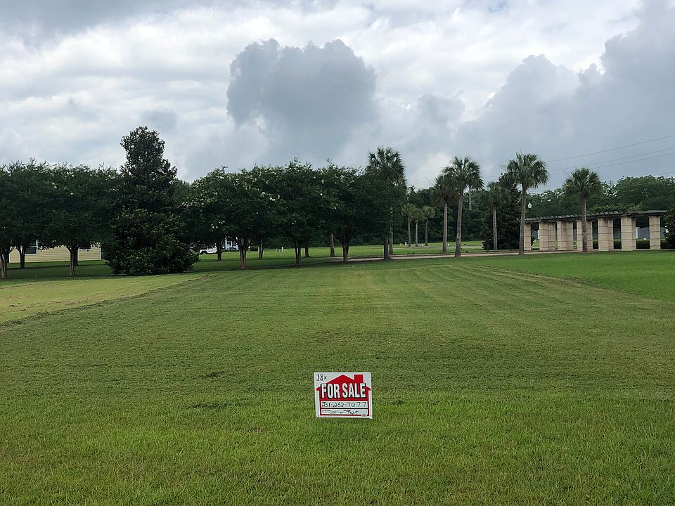 2nd image of Carmel Cir