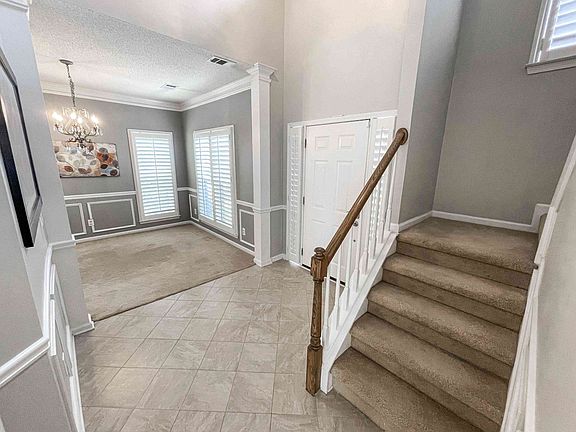 4th image of 2272 Wickingham Dr NE