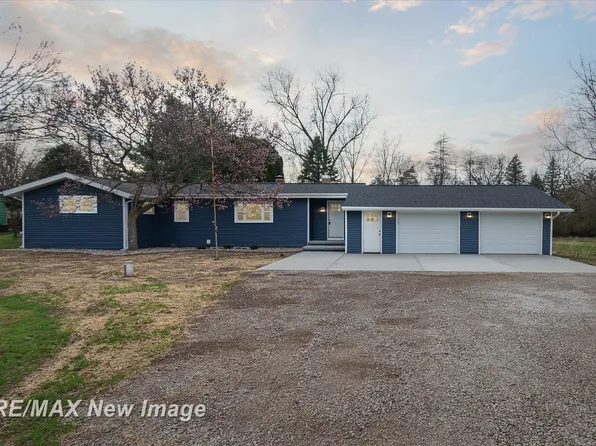 1604 S M52 St, Owosso, MI 48867