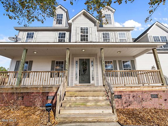 2nd image of 223 Everett Drive