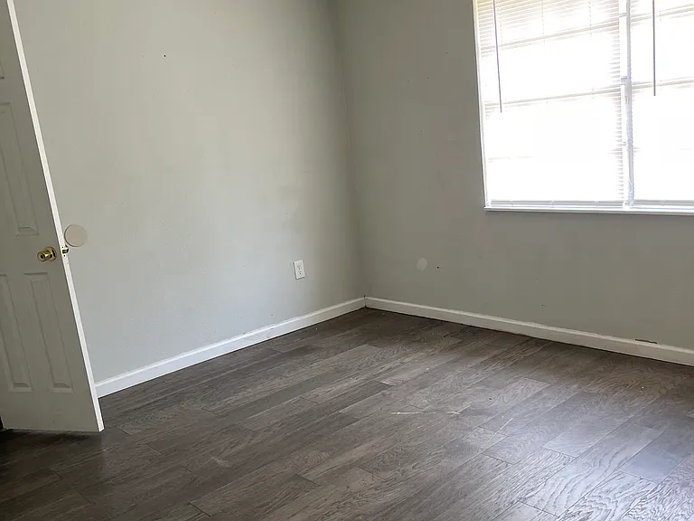 8847 Cedar Springs Ave — Photo 5