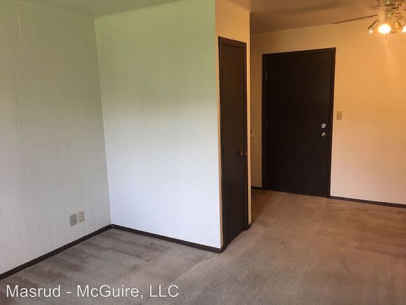 5th image of 400 Buchner Pl APT 214