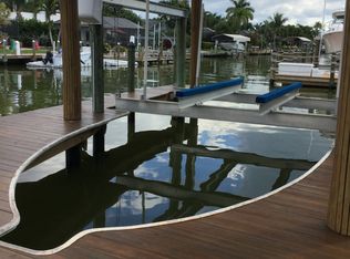 7 Palmview Blvd, Fort Myers Beach, FL 33931