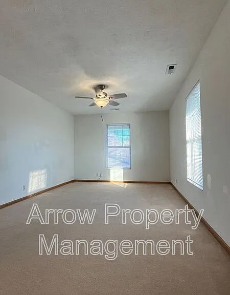 1660 Swanson Dr — Photo 10