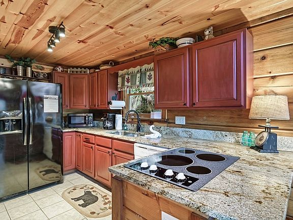 5th image of 3511 Locust Ridge Rd