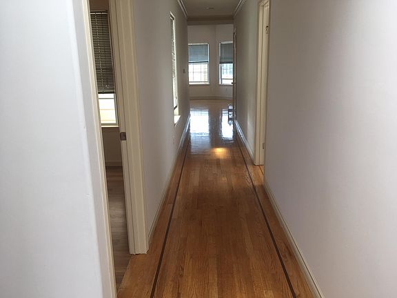 4th image of 127 Holloway Ave