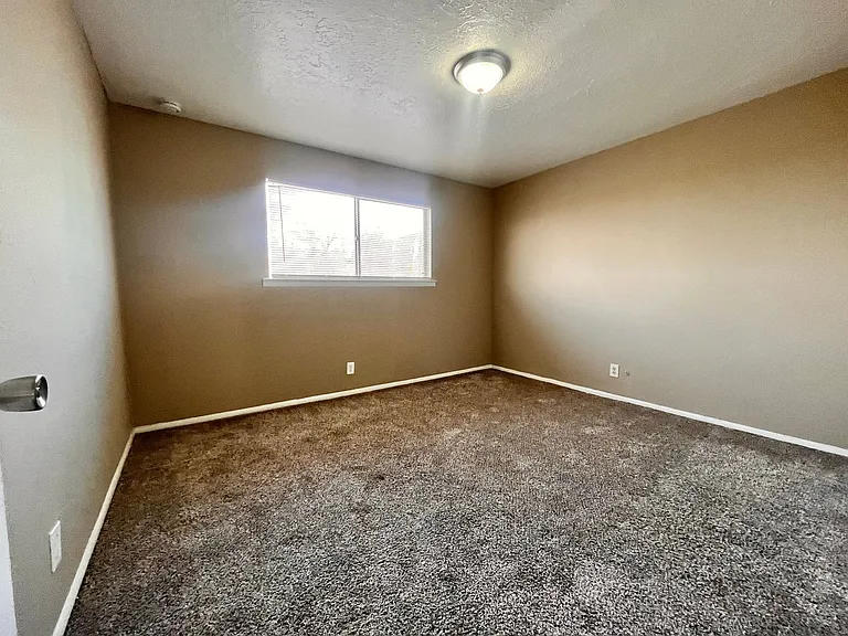 8101 Marble Ave NE — Photo 19