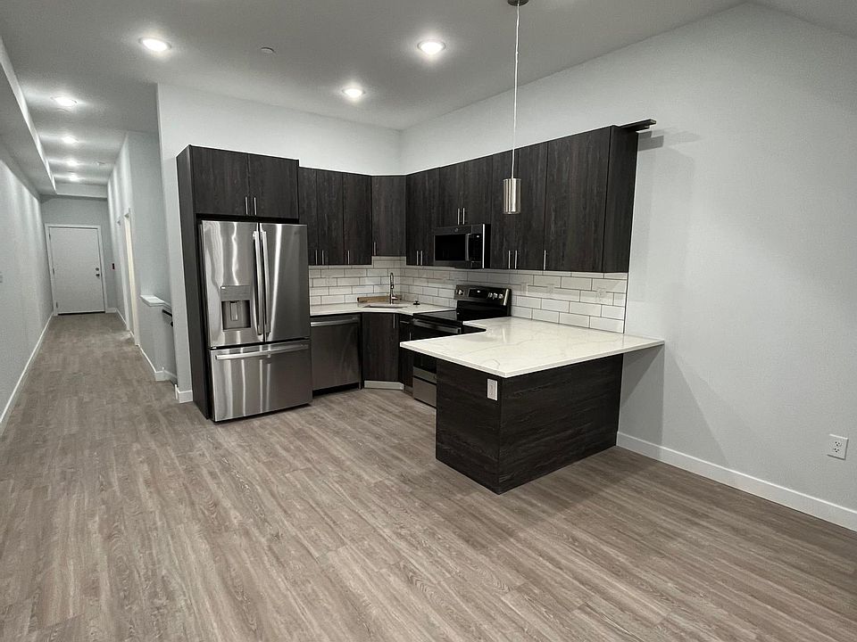 1st image of 2501 N 7th St #1