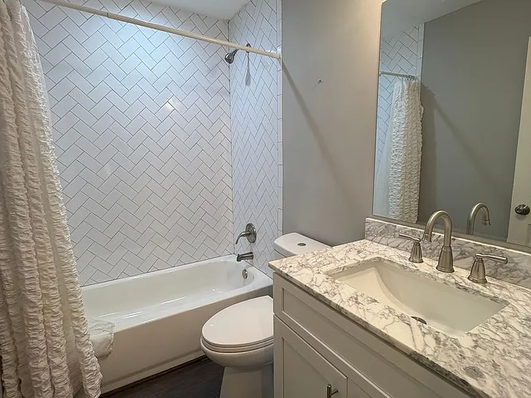32 Lovers Ln NE — Photo 15