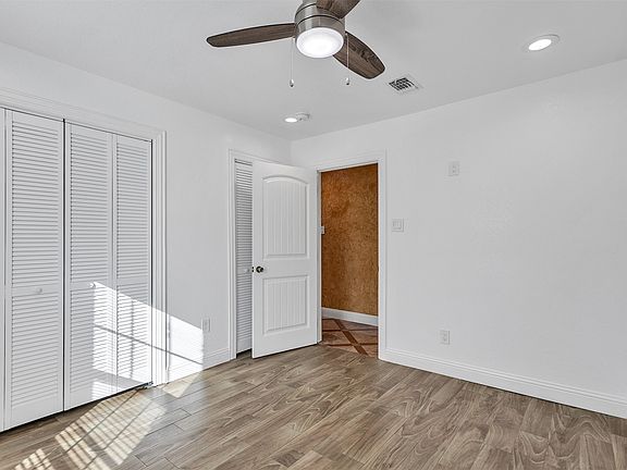 5th image of 8115 Goldfield Dr