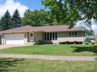 919 Day St, Fairmont, MN 56031