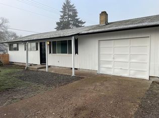 5040 E St APT 21, Springfield, OR 97478