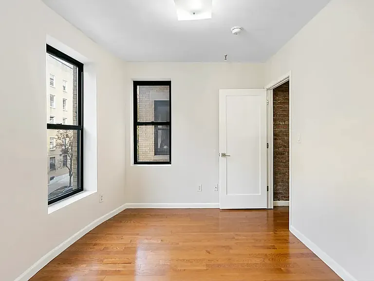 6 Saint Nicholas Ter #3C — Photo 10