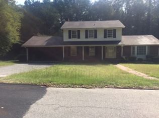 1912 Brook Dr, Camden, SC 29020