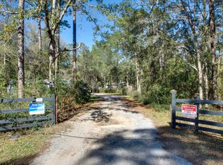1503 Black Creek Blvd, Freeport, FL 32439