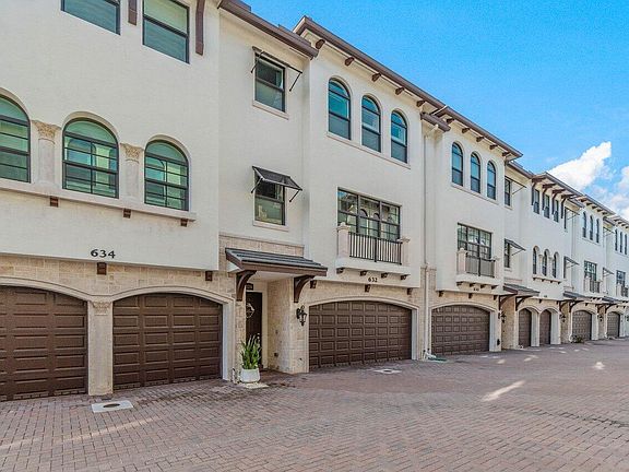 2nd image of 632 Windward Circle N #632