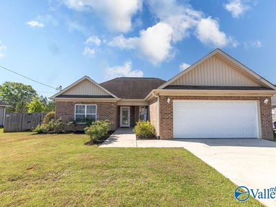 81 Center Ln, Oxford, AL, 36203