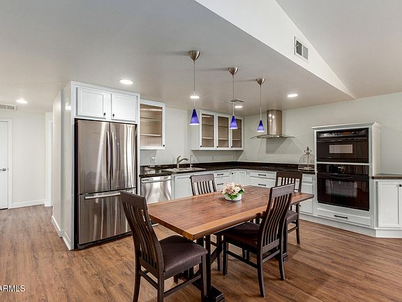 2nd image of 4026 E CAPTAIN DREYFUS Avenue