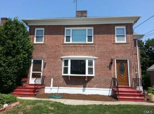 19 Woodbury Ave #1, Norwalk, CT 06850